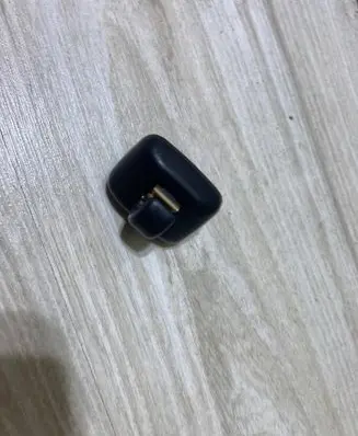 Sun visor clip/hook/bracket