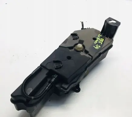 Citroen DS5 AdBlue liquid reservoir 