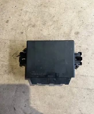 Volvo S80 Parking PDC control unit/module 30682548