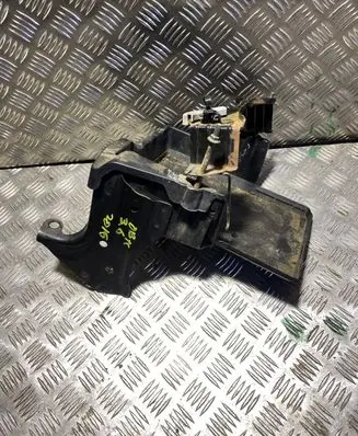 Subaru Outback (BS) Battery tray 