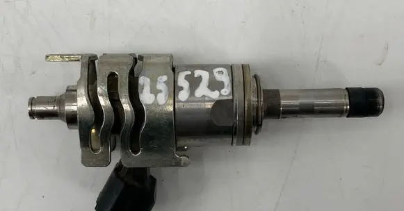 Toyota Sienna XL40 IV Fuel injector 23250F0010