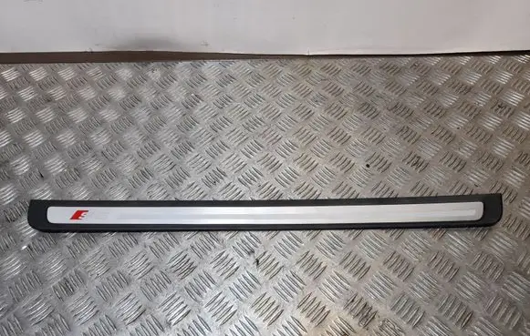 Audi A5 8T 8F Front sill trim cover 8T0853374