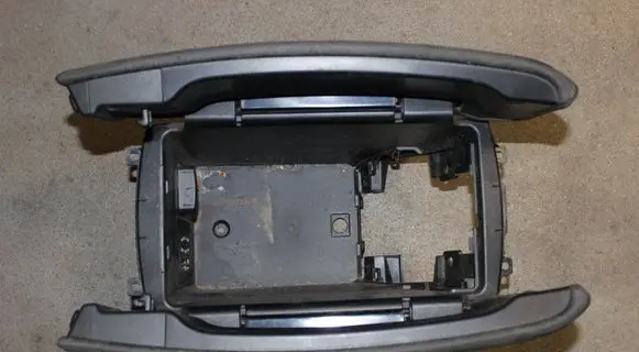 BMW X5 F15 Armrest 9251992 624489921