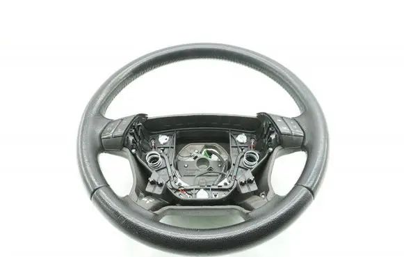 Volvo XC90 Steering wheel MMAUTKO18218