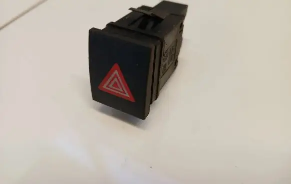 Volkswagen Polo IV 9N3 Hazard light switch 6Q0953235A 35102