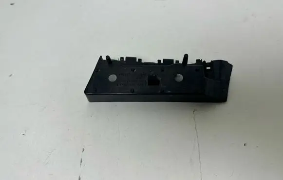 Ford Mustang VI Front bumper mounting bracket FR3B17D958AE