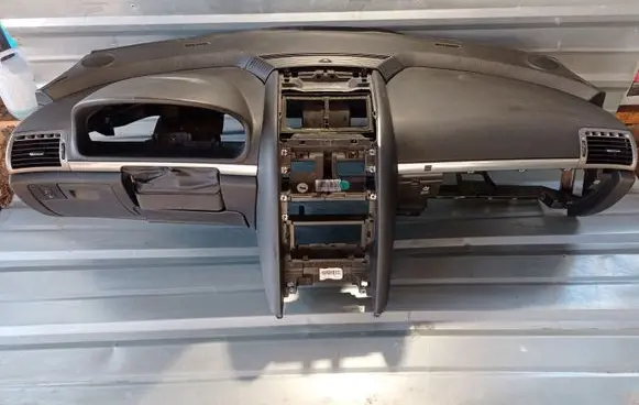 Peugeot 407 Dashboard 9644559880