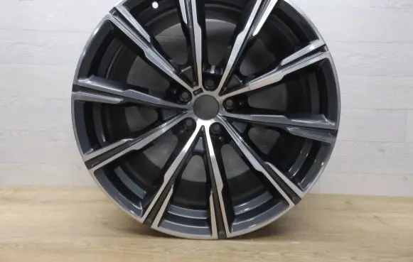 R20 alloy rim