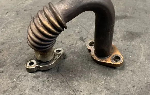 Volkswagen PASSAT B6 LP gas line/pipe/hose 03P131521B