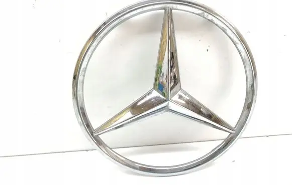Mercedes-Benz CLS W257 Manufacturer badge logo/emblem A0008173200
