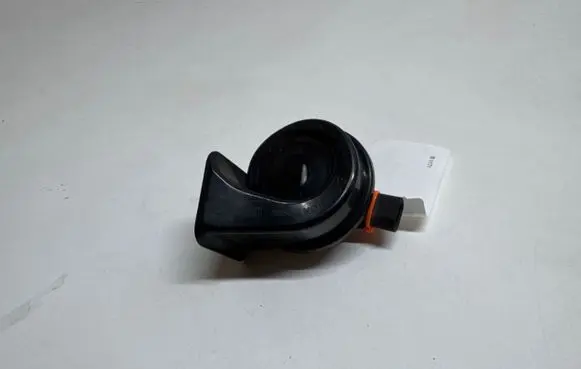 BMW 5 F10 F11 Horn signal 3881157 00110