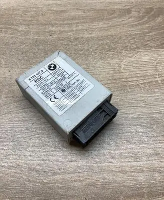 BMW 5 E39 Tire pressure control unit 6752127
