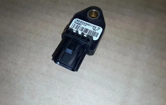 Dodge Nitro Airbag deployment crash/impact sensor P04896065AA