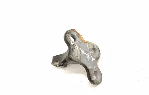 Volvo S60 Front door lower hinge 31299542