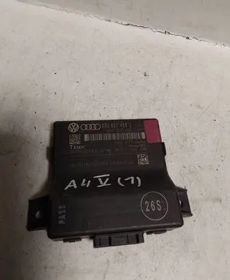 Audi A4 S4 B8 8K Gateway control module 8R0907468L 8R0907468A 819812006