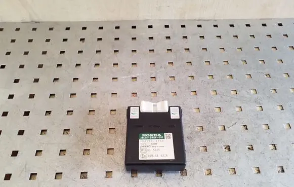 Honda CR-V Parking PDC control unit/module 39670SWW 1881002750