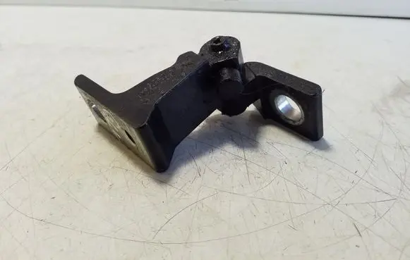 Audi Q3 8U Rear door upper hinge 8X4833407B