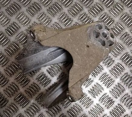 Ford Transit Engine mounting bracket
