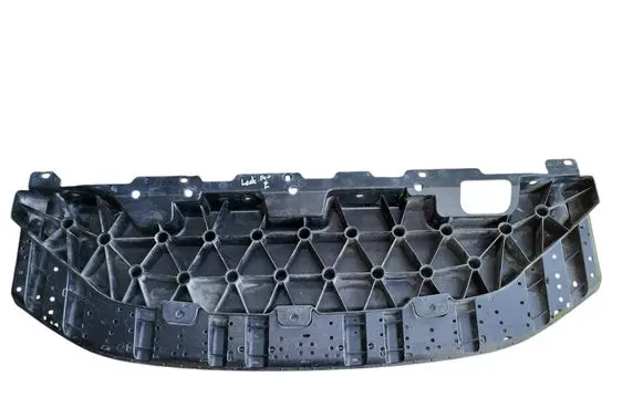 Front bumper skid plate/under tray