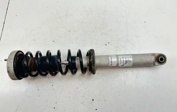 BMW 5 E60 E61 Rear shock absorber with coil spring 32K27A