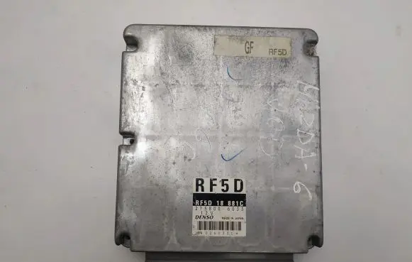 Mazda 6 Engine control unit/module 2758006033 RF5D18881C
