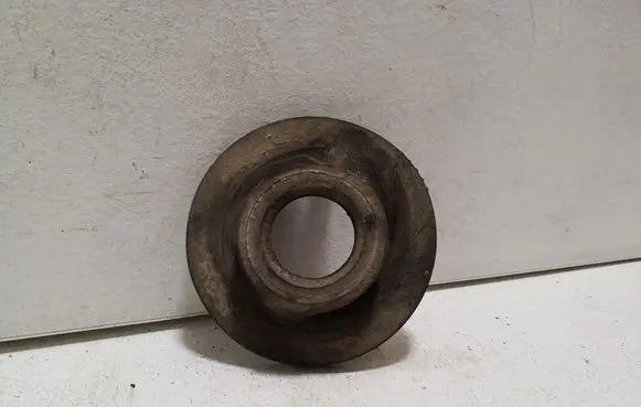 Volkswagen Golf V Rear coil spring rubber mount 1K0512297D