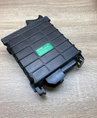 Audi 100 S4 C4 Engine control unit/module ECU 811906264 0280800104