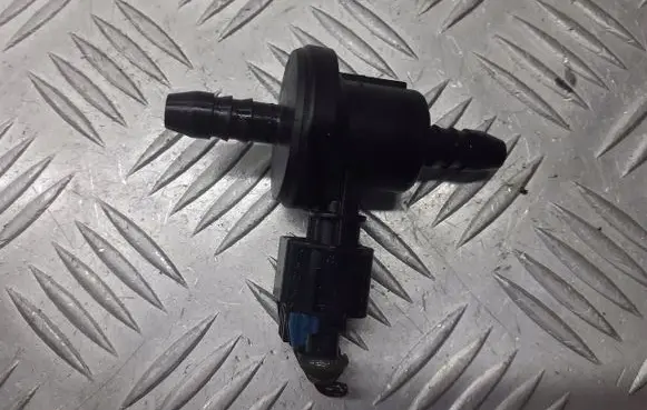 Opel Zafira B Valve vacuum 