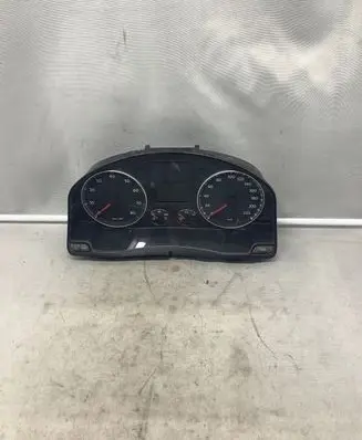Volkswagen Golf V Speedometer (instrument cluster) 1K0920854M