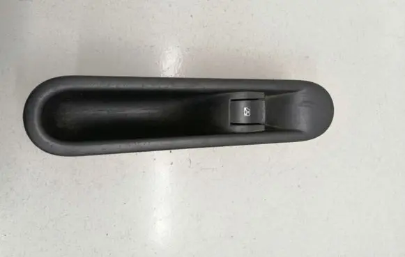 Renault Espace - Grand espace IV Electric window control switch 31144M