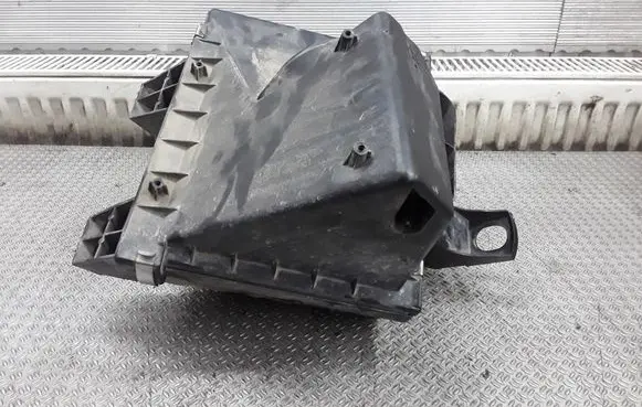 Audi A4 S4 B5 8D Air filter box F129607 3D0109607 058133843