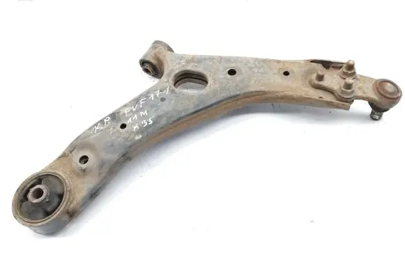 Hyundai ix35 Front lower control arm/wishbone