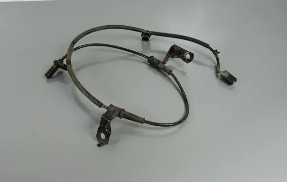 KIA Sorento ABS brake wheel speed sensor 95670C5000