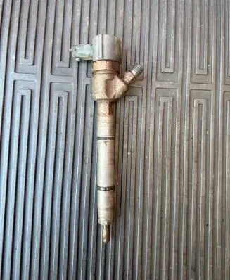 KIA Ceed Fuel injector 0445110256
