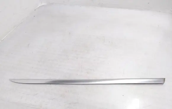 Volvo XC60 Rear side glass trim 