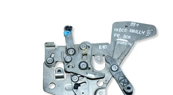 Iveco Daily 3rd gen Sliding door lock 