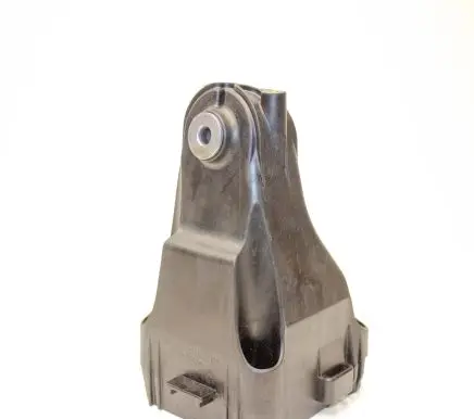 Mercedes-Benz C W205 Engine mounting bracket A2642200300
