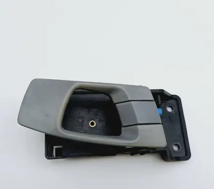 KIA Carens I Front door interior handle OK2FA59330