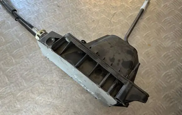 Nissan Note (E11) Gear shifter/selector 34108BC00A
