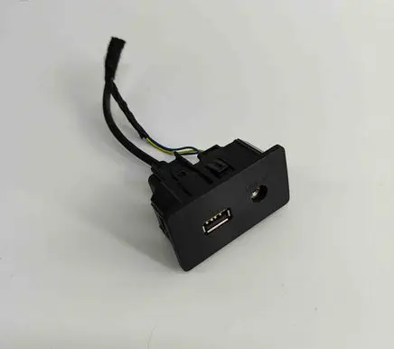 Ford Ranger AUX in-socket connector 19A164AA EB3B41045P26