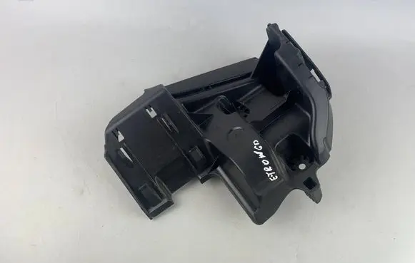 Audi e-tron Rear bumper mounting bracket 4KE807366