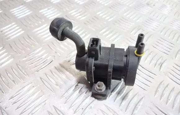 Opel Zafira A Turbo solenoid valve 4522371