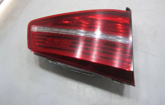 Volkswagen PASSAT B8 Tailgate rear/tail lights 3G9945307 81450101