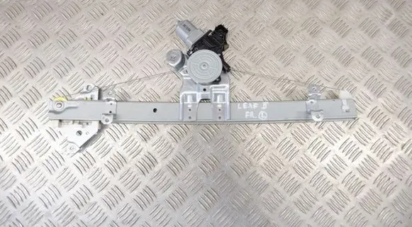 Nissan Leaf II (ZE1) Front door window regulator with motor 807303NA0B