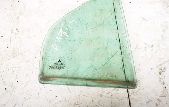 Mitsubishi Carisma Rear vent window glass 