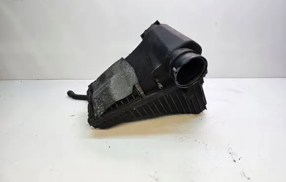 Audi Q7 4L Air filter box cover 7L6129601Q