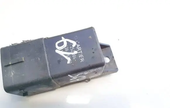 Citroen C4 I Picasso Glow plug pre-heat relay 51252004