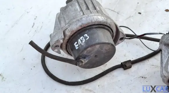 BMW X1 E84 Engine mount vacuum valve 