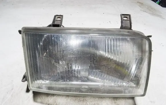 Volkswagen Transporter - Caravelle T4 Headlight/headlamp 0244438