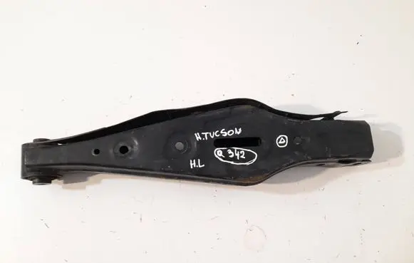 Hyundai Tucson TL Rear control arm 1345Q342